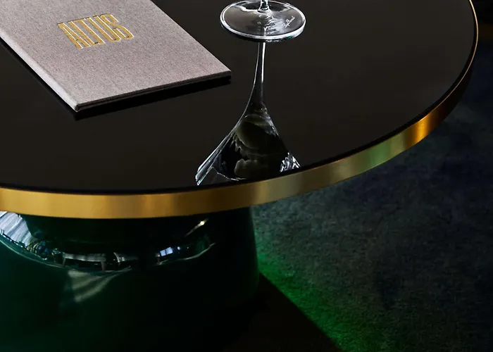 Hotel Chadstone Melbourne Mgallery Collection